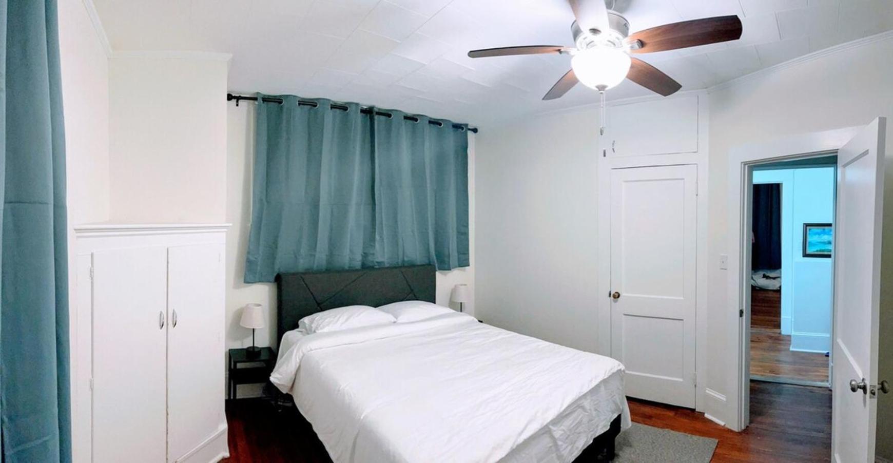 Walk To Duke Campus! 3 Bedroom In Trinity Park!