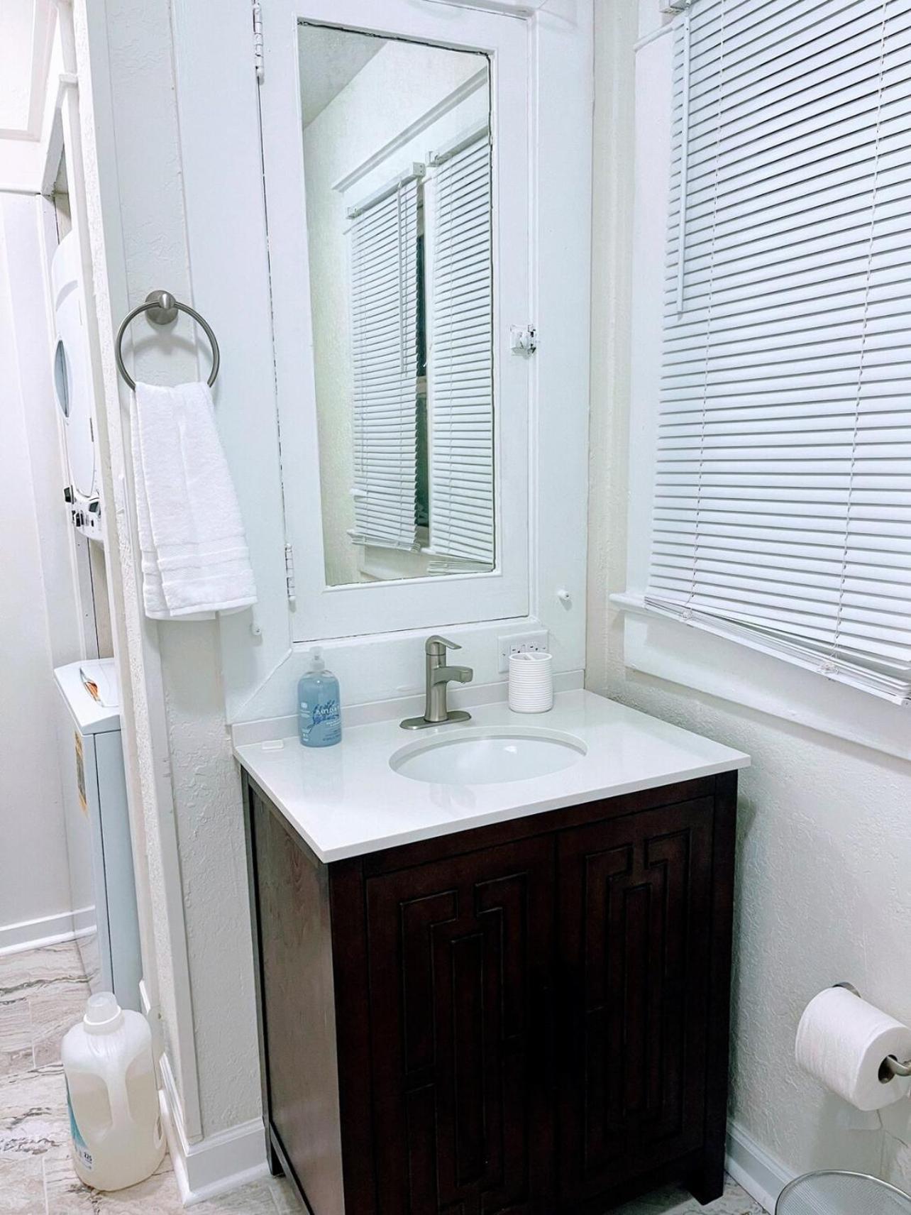 Walk To Duke Campus! 3 Bedroom In Trinity Park! Holiday home *